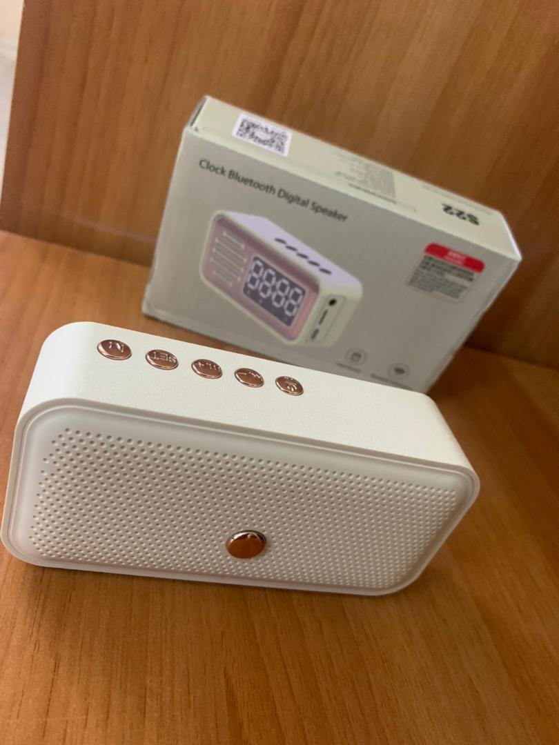 Réveil Bluetooth Rétro - Design Vintage & Technologie Moderne - Image 6