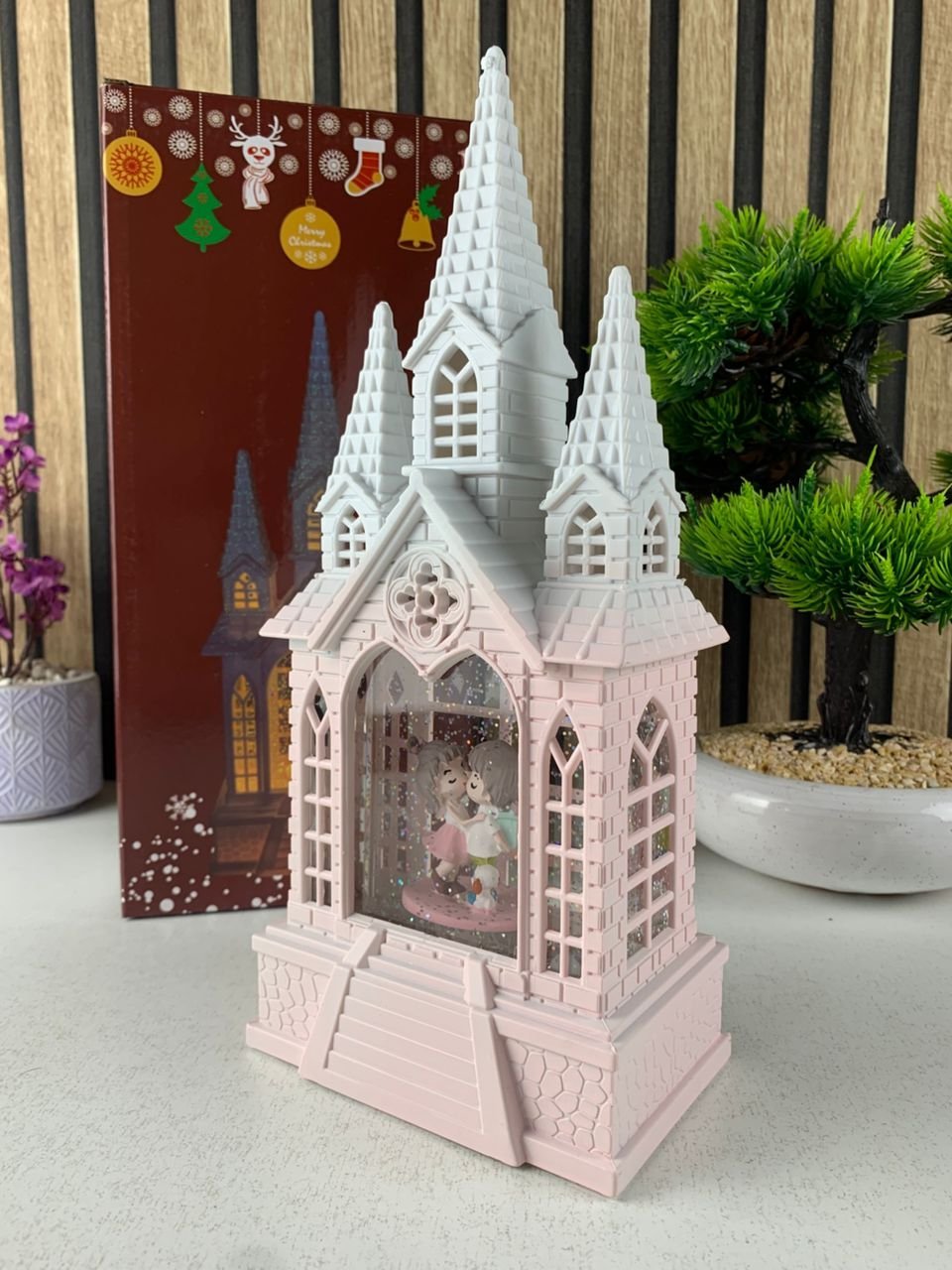 Château à Neige Lumineux avec Paillettes Tourbillonnantes – Magie et Élégance - Image 4