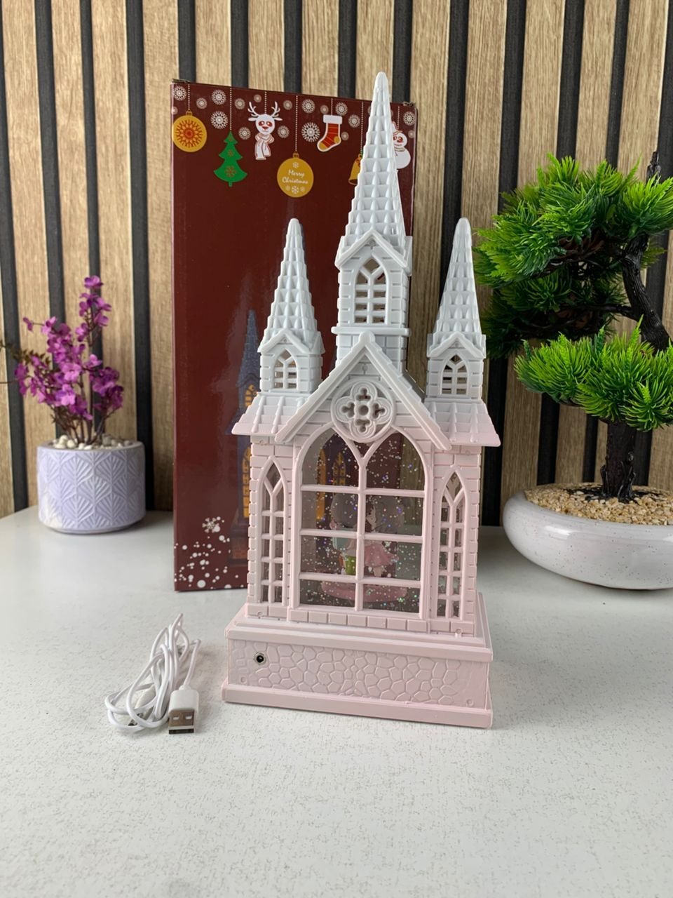 Château à Neige Lumineux avec Paillettes Tourbillonnantes – Magie et Élégance - Image 3