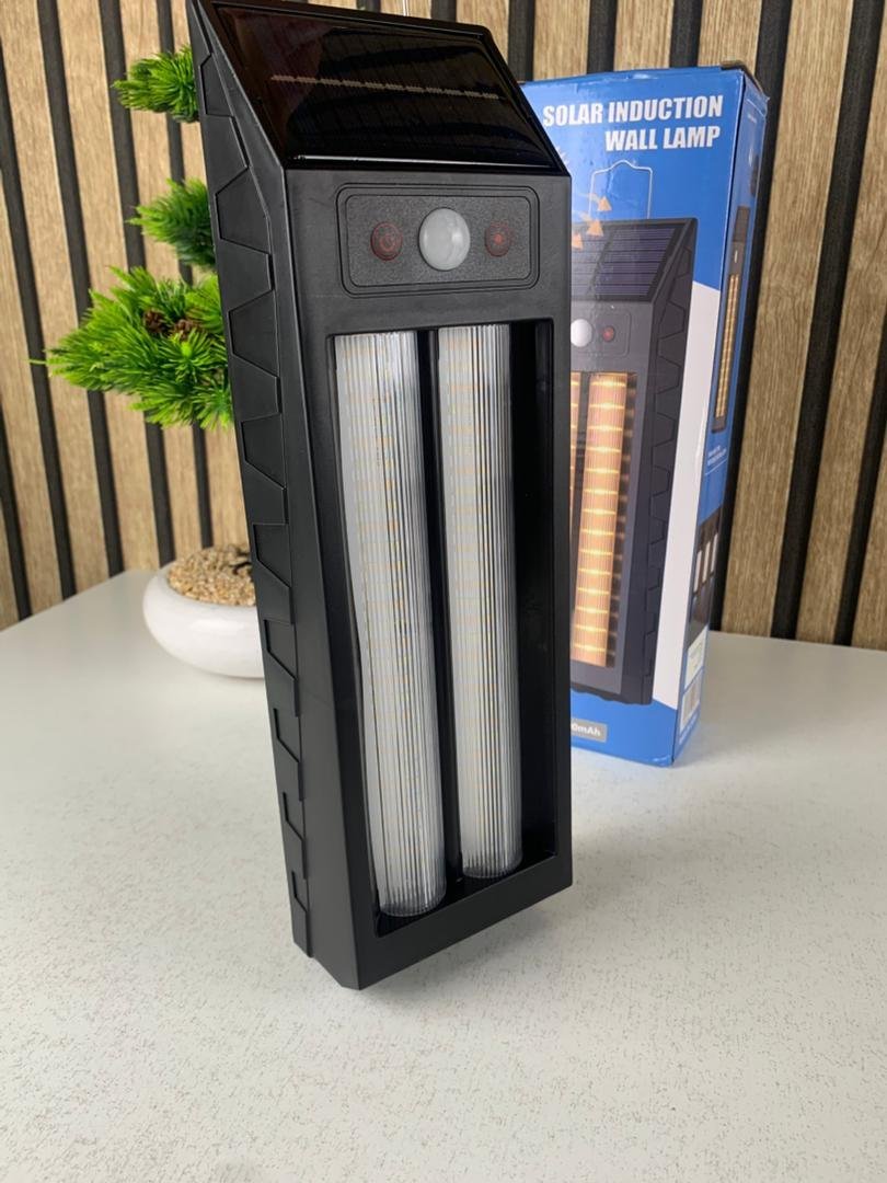 Lanterne Murale Solaire avec Lumières Colorées & Détecteur de Mouvements - Image 8