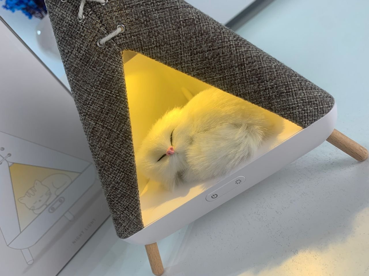 Lampe de Table Tente Bluetooth avec Haut-Parleur Intégré - Image 4