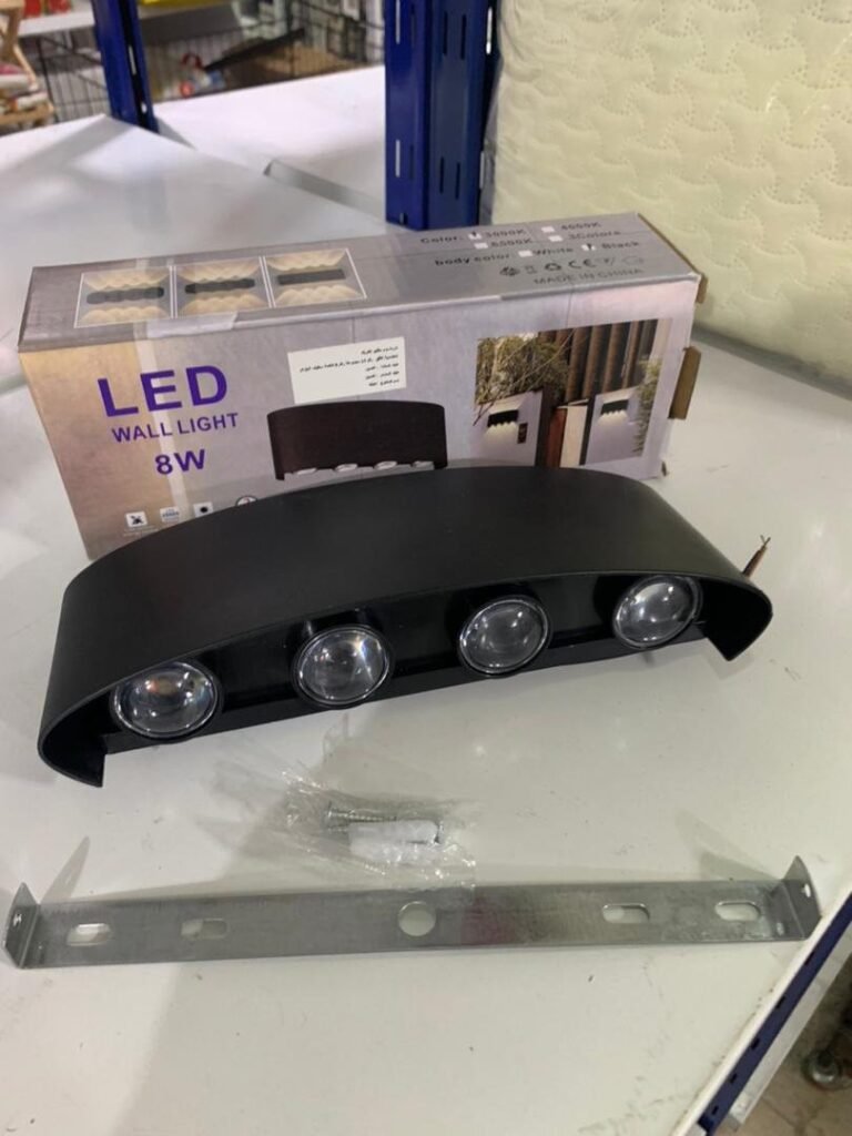 Applique Murale LED 8W Étanche 4 Lampes en PP